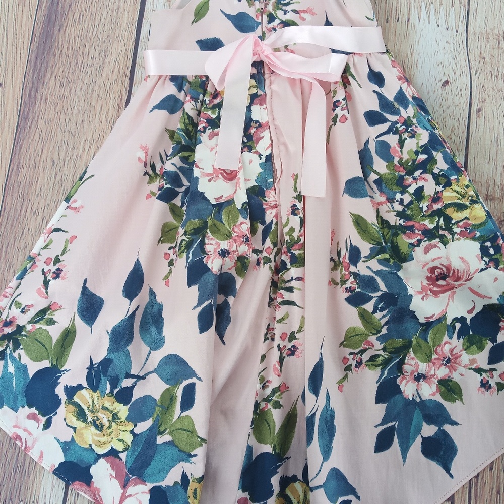 Girls Floral Dresses - Picture 5 of 7